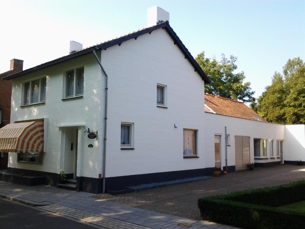 Vakantie Appartementen Engelen Stevensweert Luaran gambar